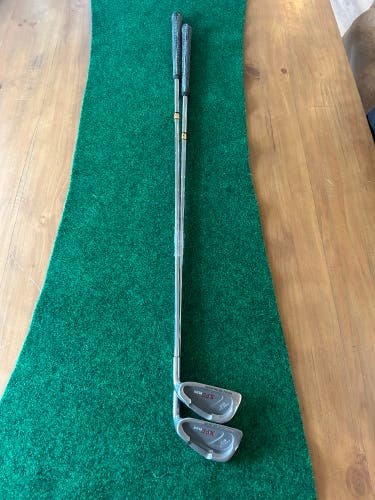 XPC plus golf club irons set of 2 irons  4 / 5 right hand