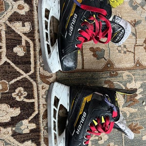 2022 Bauer Supreme M4 Hockey Skates Regular Width 12 (Used)