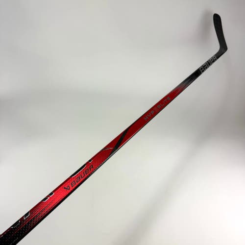 New Left Red Bauer Vapor Hyperlite 2 | 70 Flex P88 Curve Grip | J560