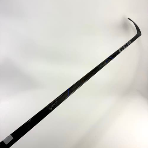 New Right CCM Ribcor Trigger 9 Pro | 70 Flex P28 Curve Grip | A187