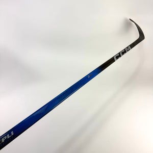 Cut New Right Blue CCM Jetspeed FT8 Pro | 65 Flex P28 Curve Grip | A186