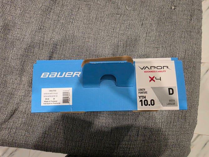 Black/Yellow Bauer Vapor X4 Youth Hockey Skates Regular Width 10 (Used)