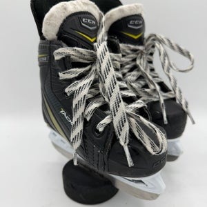 Black/Yellow CCM Tacks 2052 Hockey Skates Regular Width Size: Youth 6
