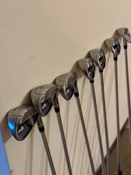 Men's 2019 TaylorMade M6 Right Handed Iron Set Regular Flex (7 Clubs) #5 - #9, PW, GW Steel Shaft (U