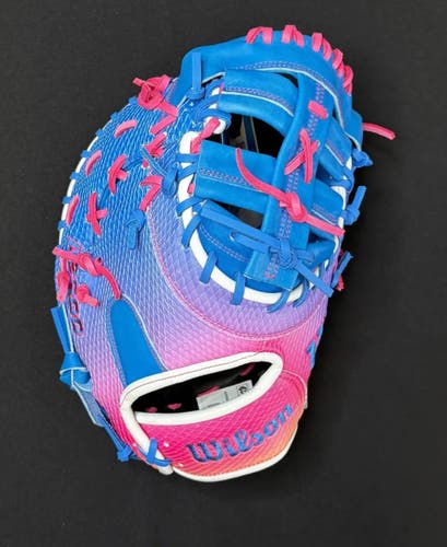 2025 Love the Moment™ A2000 1612SS 12” Baseball First Base Mitt