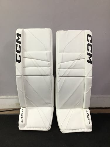 New 33" 2023 CCM EFlex 6.5 Full Set All White