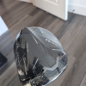 Men's 2025 TaylorMade TaylorMade Qi35 MAX Right Handed Driver Regular Flex 10.5 Loft (New)