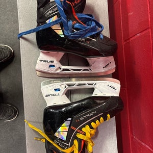 2023 True HZRDUS 7x Hockey Skates Regular Width Size 1.5 (Used)