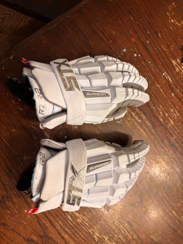 STX Surgeon RZR2 Lacrosse Gloves (Used)