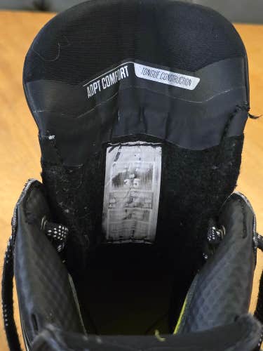 CCM Tacks XF Pro Hockey Skates Regular Width Size 3.5 (Used) with Extra set of Black Steel