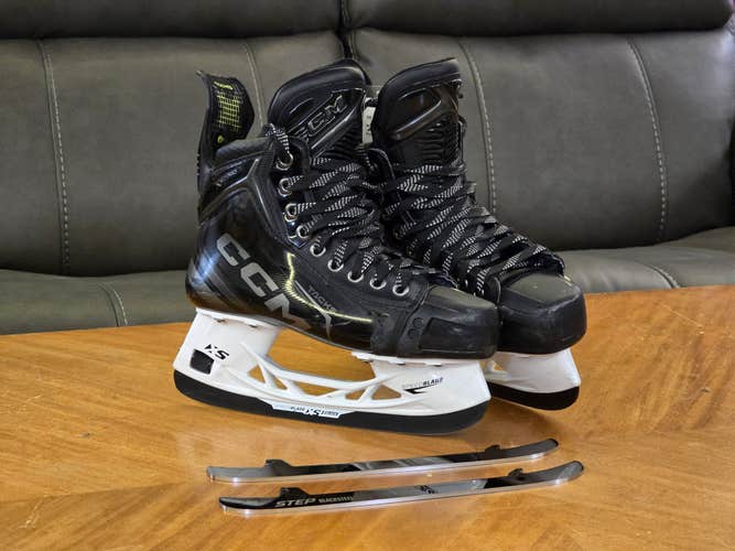 CCM Tacks XF Pro Hockey Skates Regular Width Size 3.5 (Used) with Extra set of Black Steel