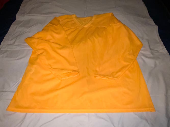 NEW Made in Canada Vintage CCM Hockey Practice Jersey- Gold color in size XXL.