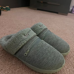 Nike Men’s Burrow Slippers