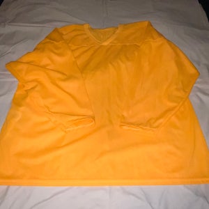 Five (5) NEW Made in Canada Vintage CCM/Maska Hockey Practice Jerseys-Various Colors Size XXL.
