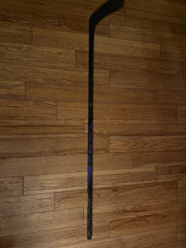 Intermediate CCM Ribcor Trigger 10 Pro Right Handed Hockey Stick P29 65 Flex (New)