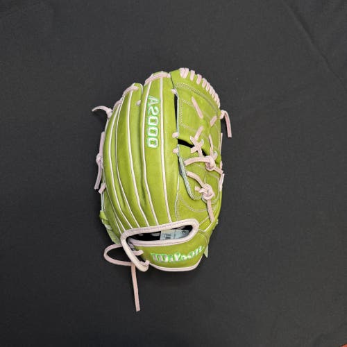 Wilson A2000 RH Pitcher's Baseball Glove 12.25" (New)