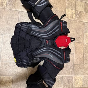 Large Bauer Vapor X2.9 Goalie Chest Protector (Used)