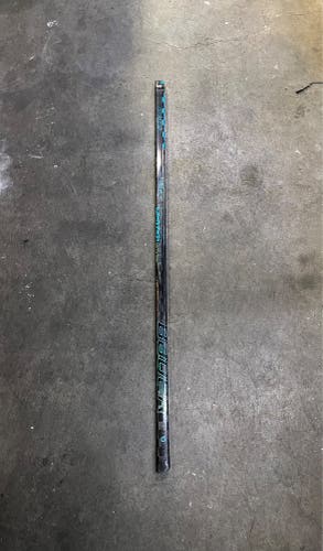 Broken Intermediate Bauer Twitch Left Hand Hockey Stick P28 50 Flex (Used)