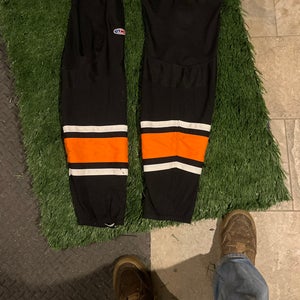 Philadelphia Flyers color Senior Large Athletic Knit Socks (Used)