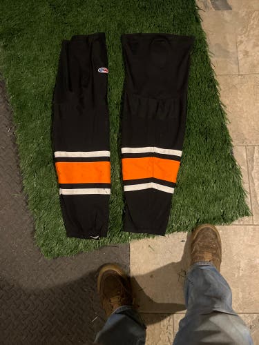 Philadelphia Flyers color Senior Large Athletic Knit Socks (Used)