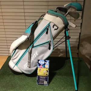 Top Flite Juniors Set (Hybrid, 7 Iron, Sand Wedge, Putter) & Stand Bag