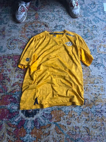 Yellow XL Men's Shirt (Used)