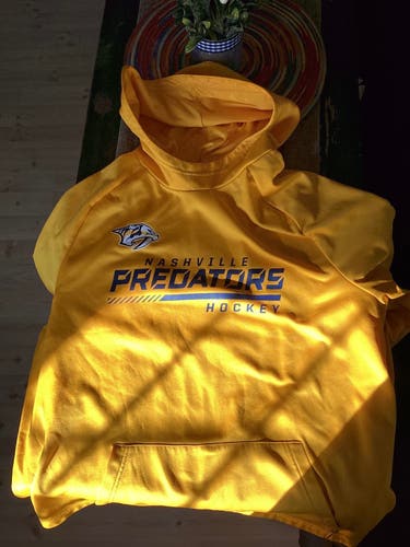 Nashville predators fanatics authentic pro Yellow Men's XL Sweatshirt (Used)