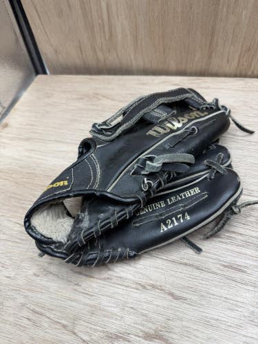 Wilson A2174 Kevin McReynolds RHT Youth Baseball Glove 9" Snap Action Leather