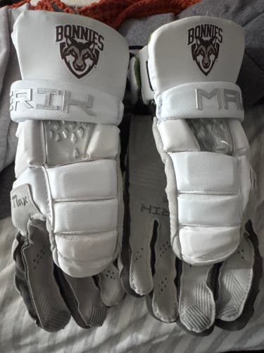 Maverik Max Lacrosse Gloves (New)