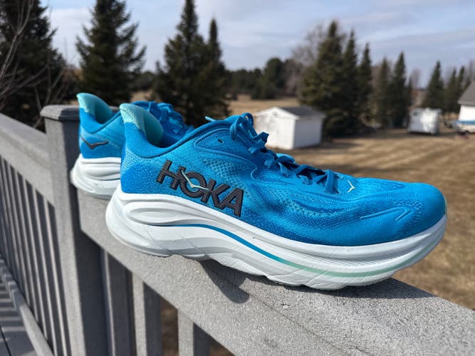 Blue Men's Adult Size M 11.5 (W 12.5) Hoka (Used)