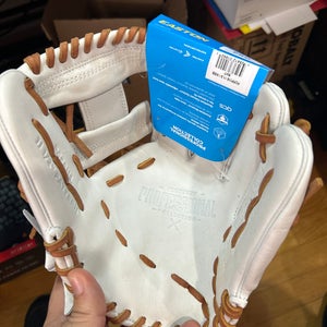 Easton Professional Collection RH Softball Glove 11.5" (New)