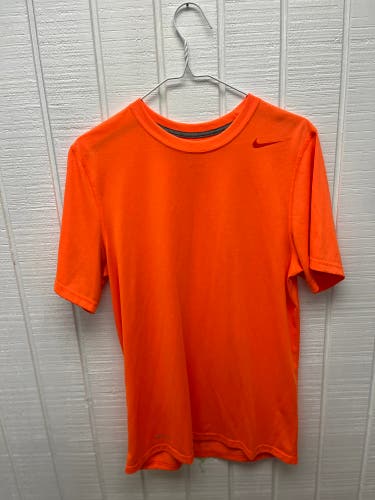 Nike Dri-Fit Men’s Small Orange T-Shirt