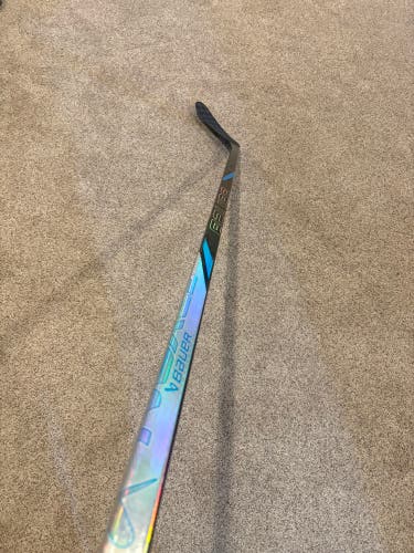Senior Bauer Nexus Tracer Left Hand Hockey Stick P28 87 Flex (New)
