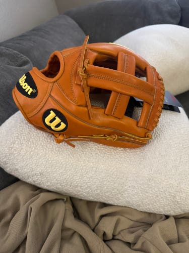 Wilson A2000 RH Infield Baseball Glove 11.75" (New)