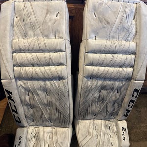 31" 2019 CCM Extreme Flex E4.9 Goalie Leg Pads (Used)