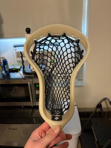 Brand new StringKing Mark 2F - Mid Low Pocket - Strung w/ 4s Mesh