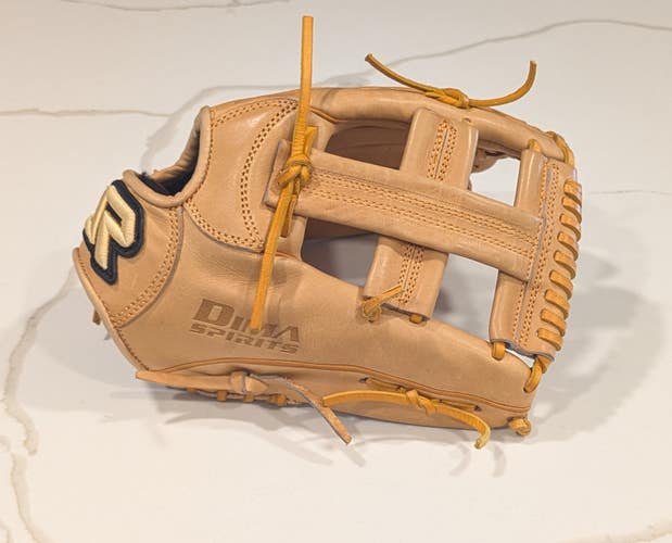 Exclusive Japan SUREPLAY Professional Baseball Glove 11.75