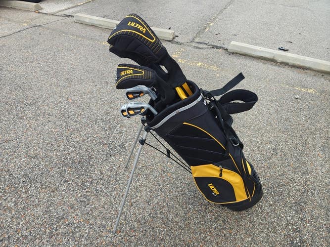Wilson Ultra BLK Mens 11 Piece Regular Flex Complete Golf Set Stand Bag