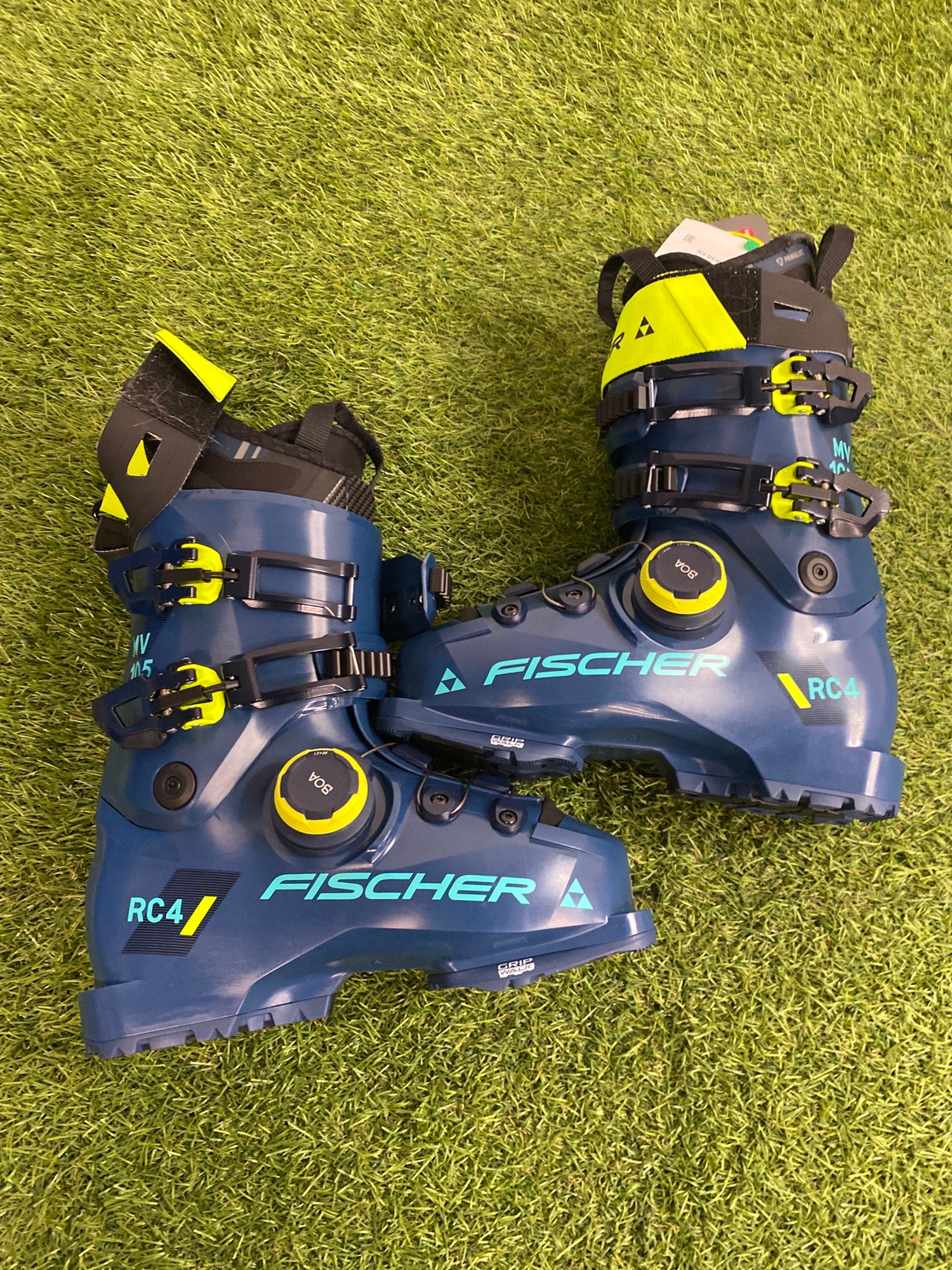 Fischer RC4 Ski Boots | New and Used on SidelineSwap
