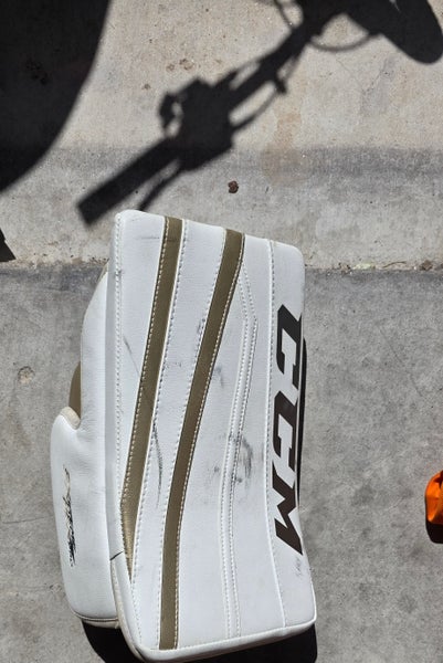 CCM Extreme Flex 2 760 Regular (Used)