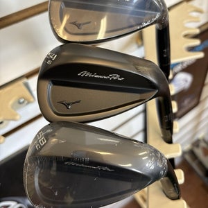 New Mizuno T 3  Black Finish Forged Wedge Set 50 , 54 , 58 Degree