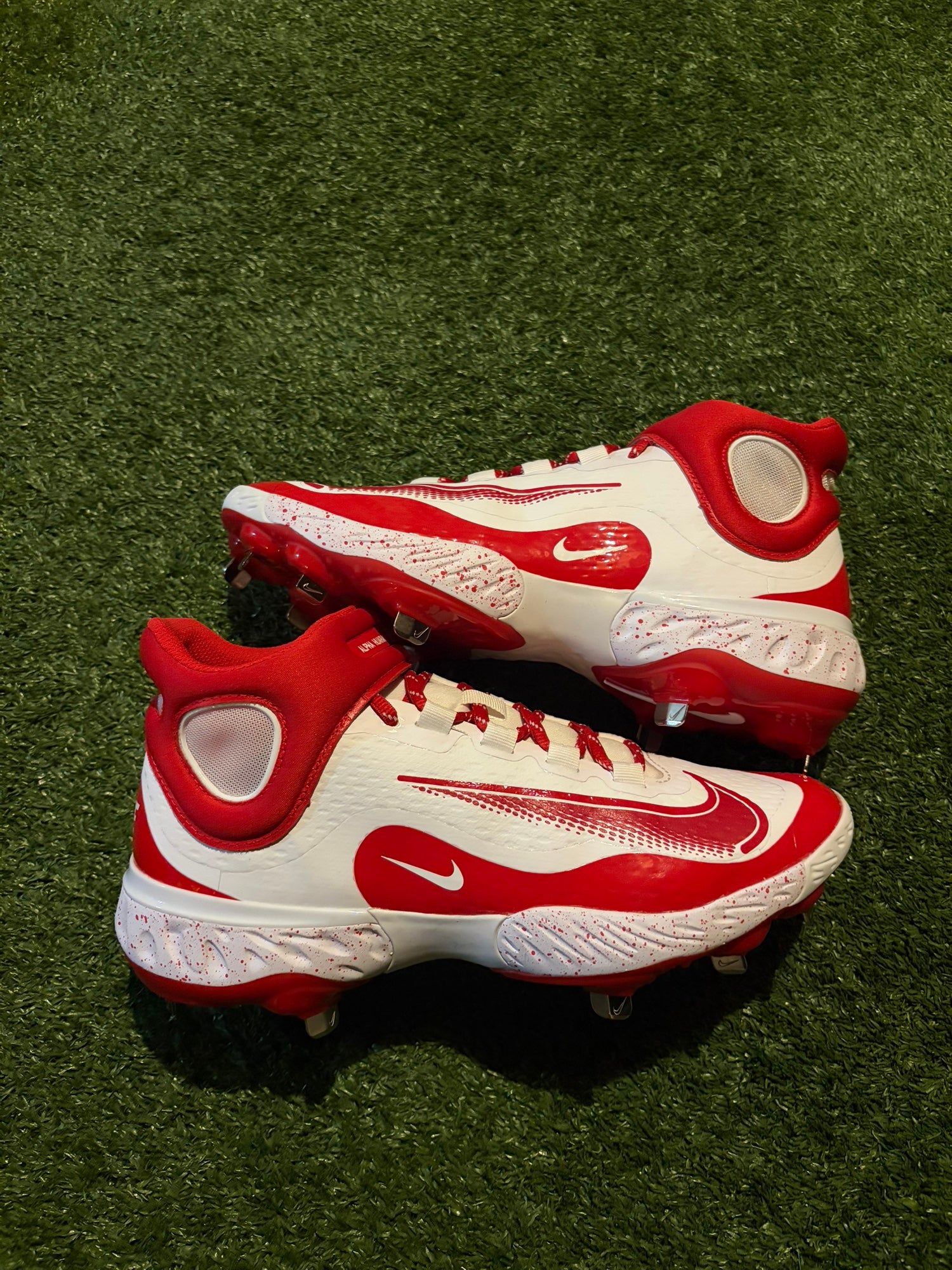nike alpha huarache varsity turf red