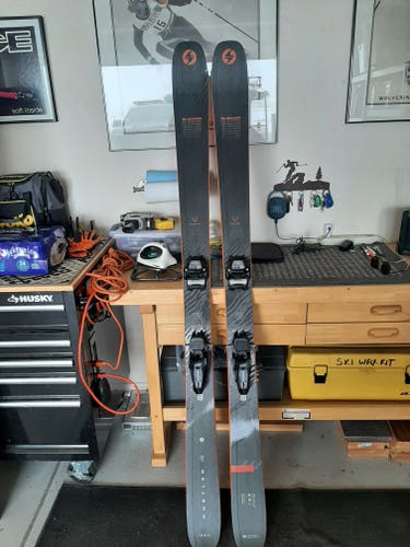 Men's 2025 Blizzard  186 cm Powder Rustler 10 Skis With Bindings Max Din 13 (Used)
