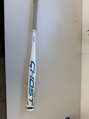 Easton Ghost Alloy Bat (-11) 19 oz 30" (Used)