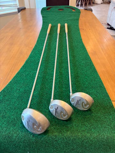 Complete Golf Set: ProSelect Wave irons/ woods. I: 3-9P, WD:1,3,5. Shaft: Aerotech SteelFiber graphi