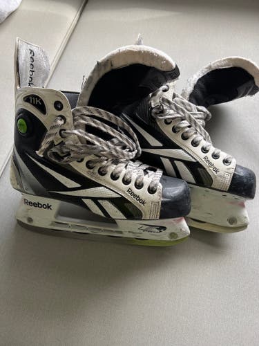 White Reebok 11K Pump Hockey Skates 8 (Used)