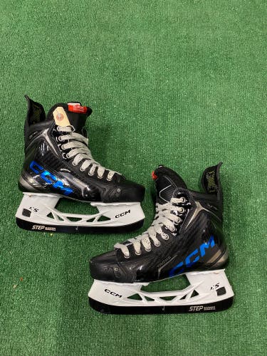 CCM Tacks XF Pro Hockey Skates | Intermediate Size 5