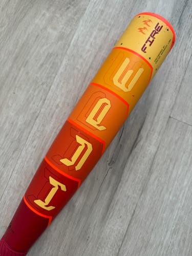 2025 Easton Hype Fire USSSA Composite Bat -10, 27/17