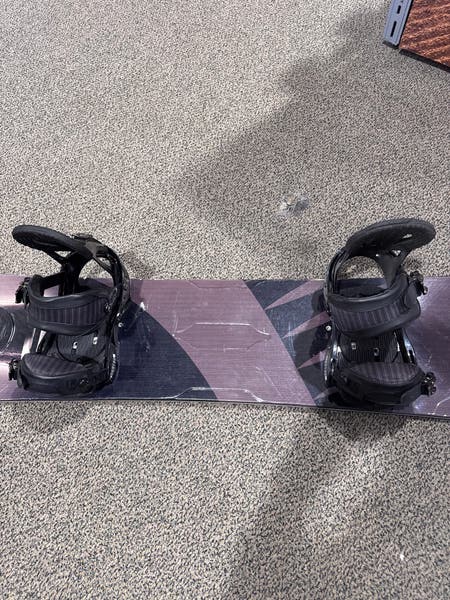guiness draught snowboard ride directional Guinness Snowboard All Mountain With Bindings Directional Twin (Used) |  SidelineSwap