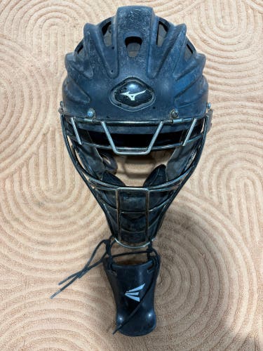 Youth Mizuno Samurai Catcher's Mask | 6 1/2 - 7 1/4" (Used)